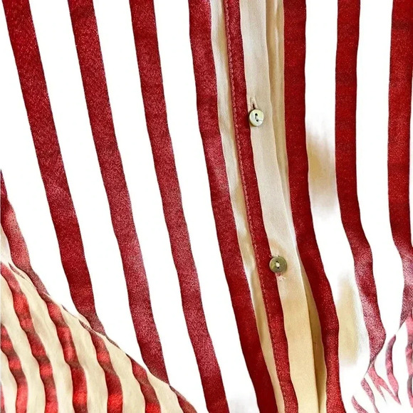 Zara Red White Shimmer Pinstripe Button Up Sz M Back Ruffles 4th of July - Picture 5 of 5